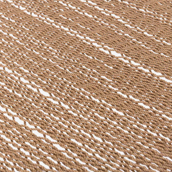 Hand-woven with polyester rope