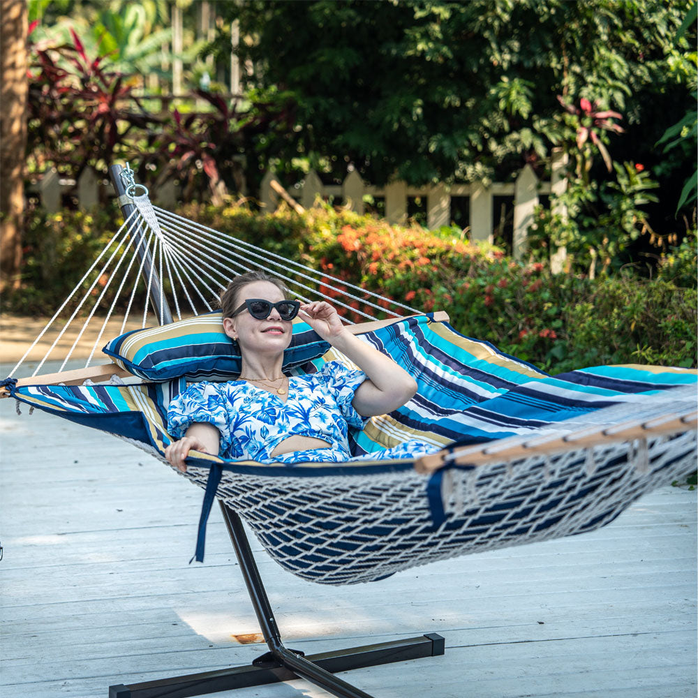 Lazy Daze Cotton Rope Hammock Combo perfect for outdoor lounging.#color_beach