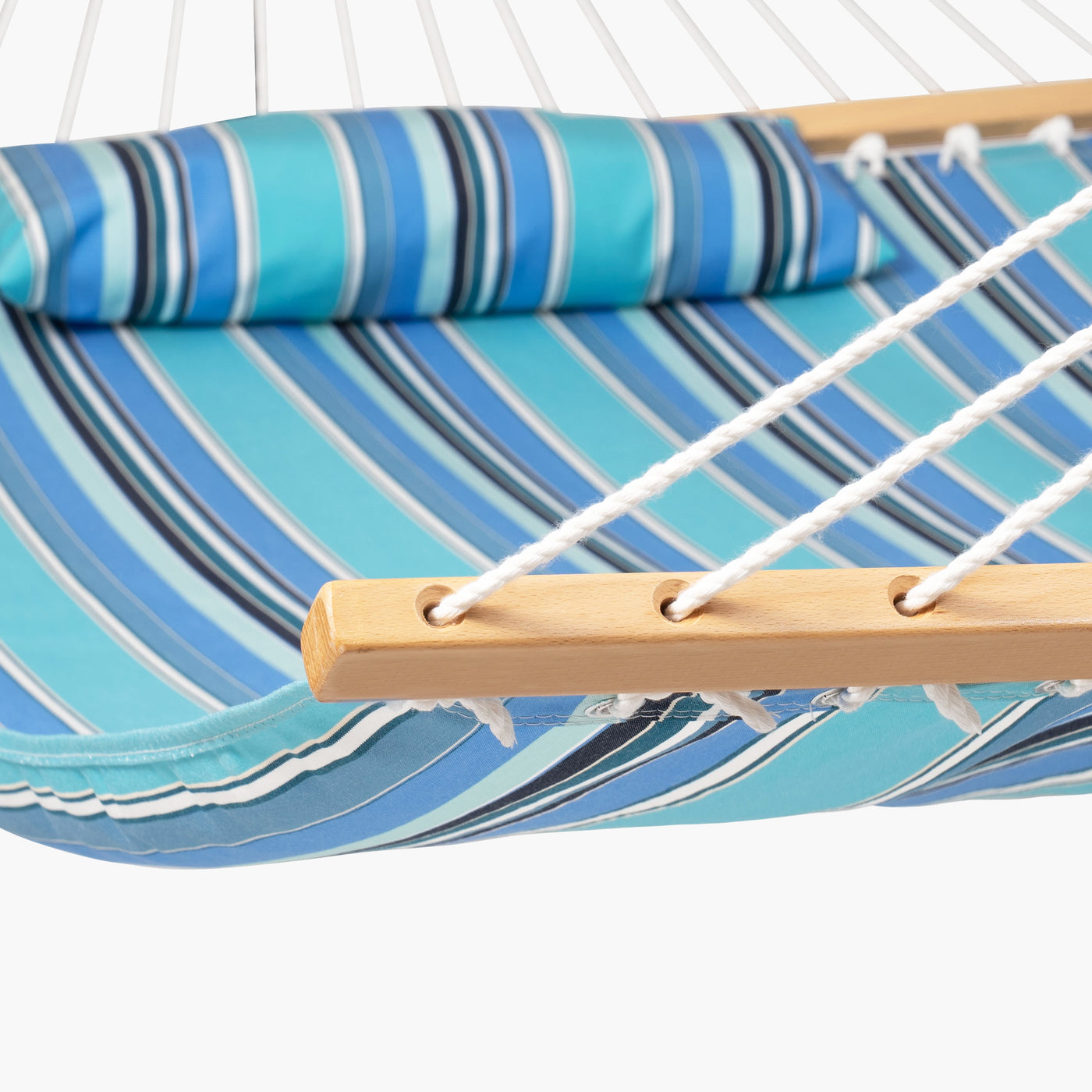 Detailed view of the hardwood spreader bar on Lazy Daze Sunbrella Single-layer Hammock.#color_gateway-mist